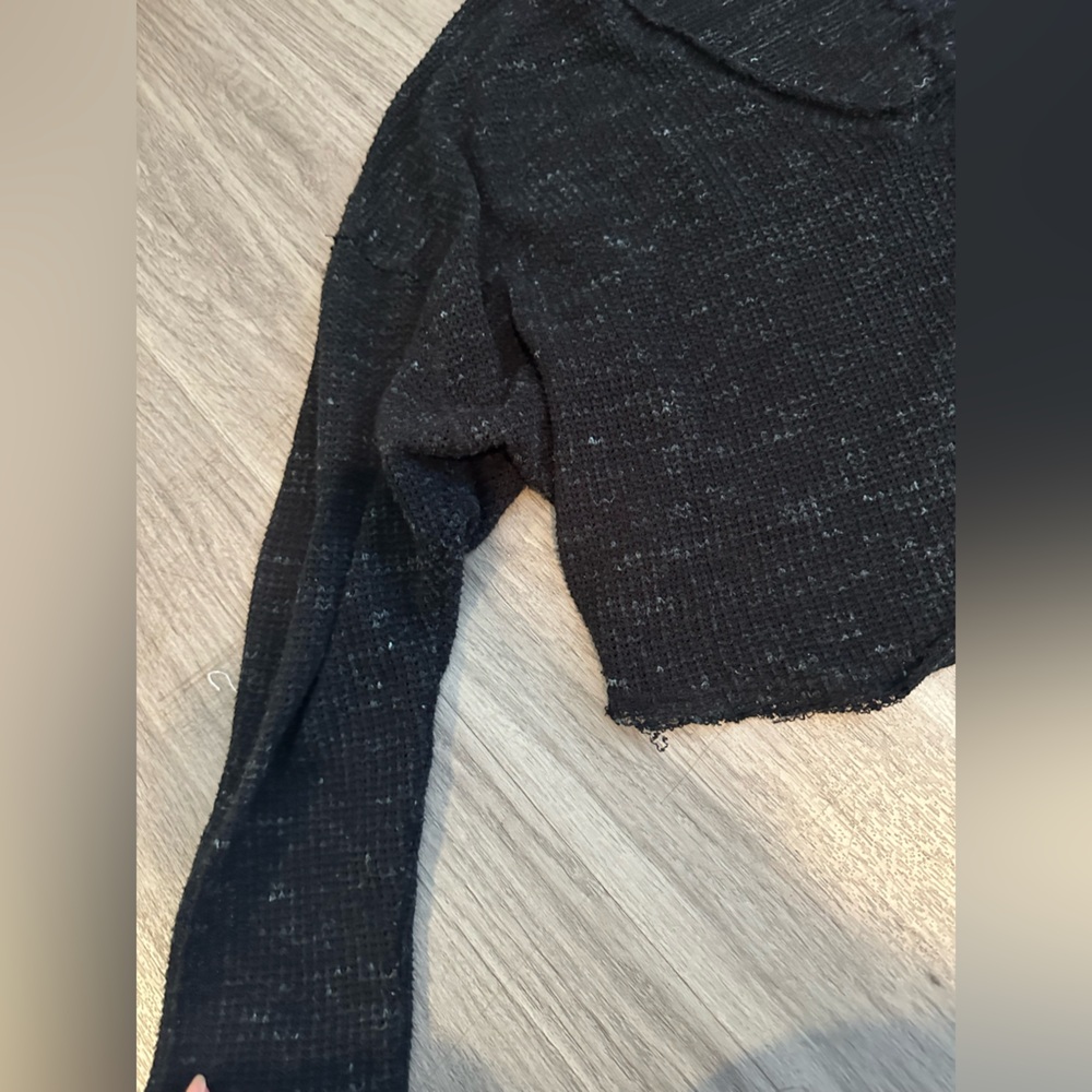 Sweater - Picture 2 of 7